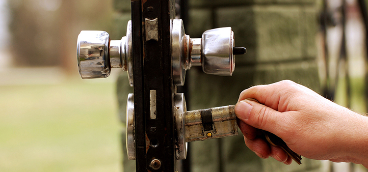 front door latch repair Montebello