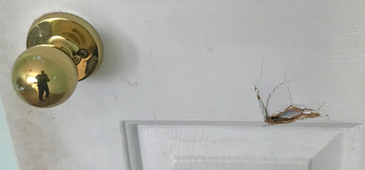 interior door hole repair Montebello